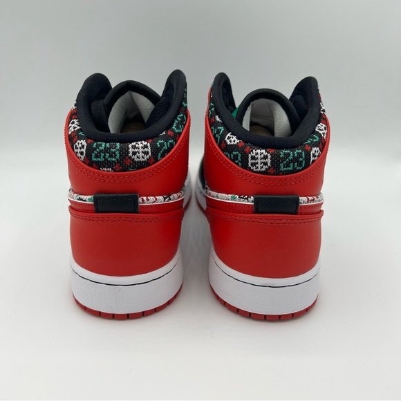 NWB Air Jordan 1 Mid GS SE Ugly Christmas Sweater/ Holiday 2021 Sneakers - Picture 5 of 9
